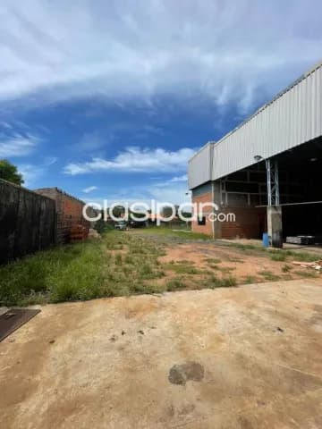 Tinglado con amplio terreno de 1.150 m2 en isla aveiro, limpio — foto 4