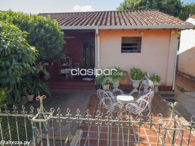 Casa en venta en el barrio buena vista - Encarnación