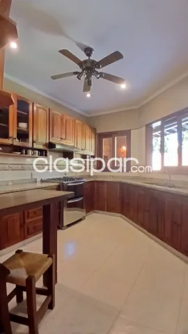 Casa en alquiler en barrio Las Lomas — foto 4