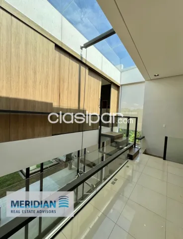 Duplex estilo moderno en barrio Mburukuja, a minutos del eje Corporativo — foto 4