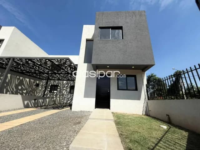 Hermoso y amplio duplex de 3 dormitorios en barrio laurelty, Luque, foto 2