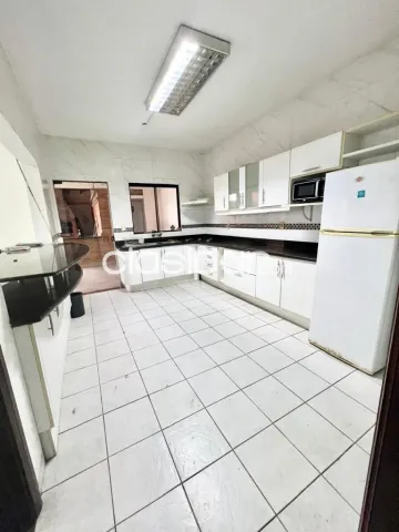 En Alquiler Casa Amplia en Barrio Recoleta con 4 Habitaciones Cod 7034, foto 3