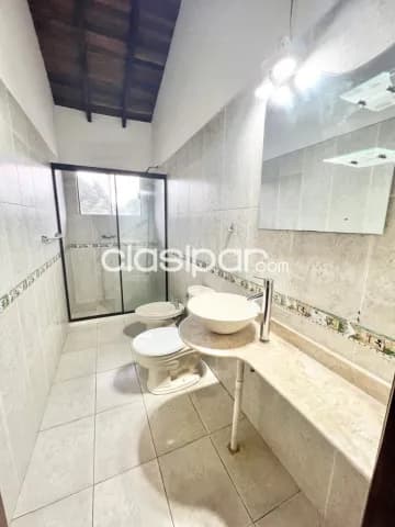 En Alquiler Casa Amplia en Barrio Recoleta con 4 Habitaciones Cod 7034, foto 5