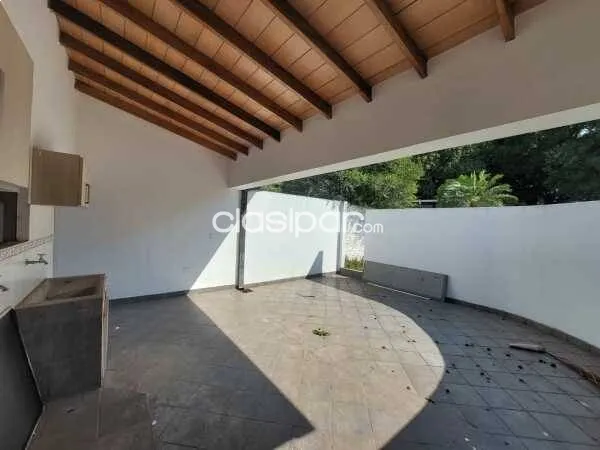 Casa en venta con renta activa en Lambaré, foto 4