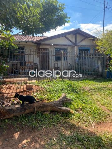Duplex de 2 dormitorios en zona Paseo Parque Elisa a cuadras de Von Poleski de Villa