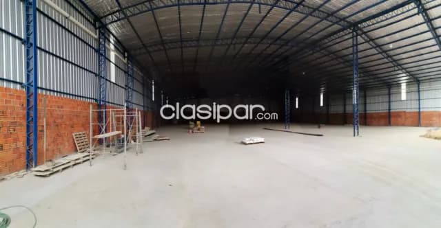 Deposito de 2.700 m2 en San Lorenzo‼️ c-1046, foto 3