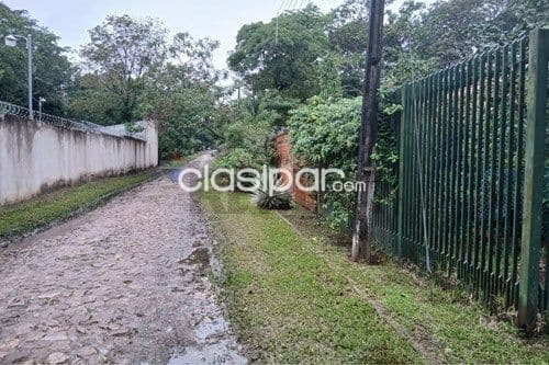 Casa en Venta en Central Luque 000