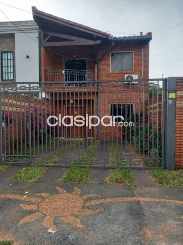 Duplex de 3 dormitorios en Barrio San Miguel de San Lorenzo zona Laguna Grande