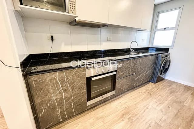 Departamento de 2 Dormitorios Amoblado Edificio Forvm — foto 4