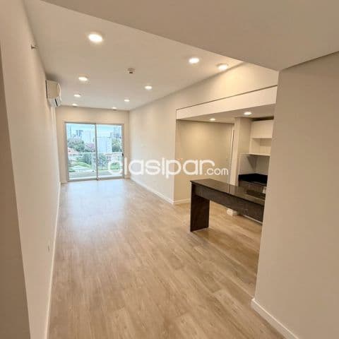 departamento de 2 dormitorios sobre la avenida molas López Asuncion
