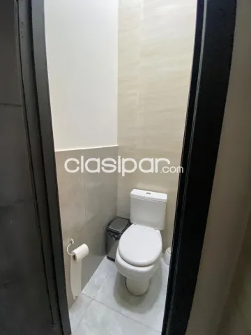 En alquiler showroom de 290 m2 en Luque — foto 4