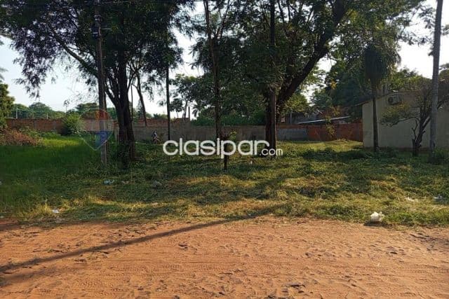 Excelente Terreno en esquina Central Ñemby-Caaguazú