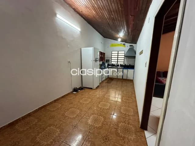 Casa con 2 Salones Comerciales y Departamento Independiente – Ciudad del Este — foto 3
