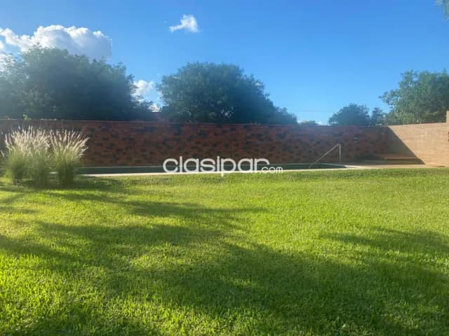 Casa en Alquiler, toda en planta baja, de 3 habitaciones, Urbanización Surubií, foto 3