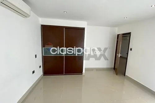 Duplex en Venta en Central Luque, foto 5