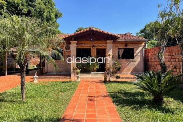 hermosa casa en San Lorenzo