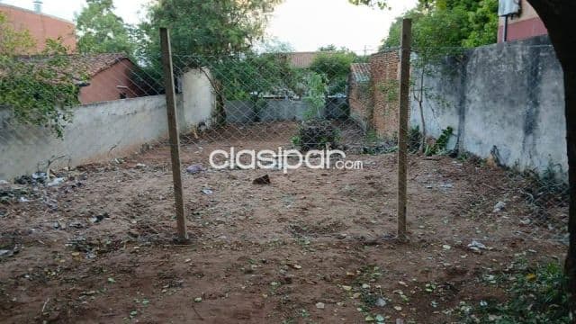 Terreno con excelente ubicación en Ñemby - Remato