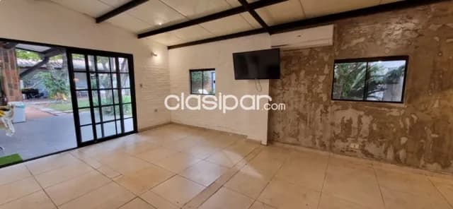 Casa en lambare a 1/2 cuadra de rca. Argentina - piscina / jardin / zona residencial — foto 5