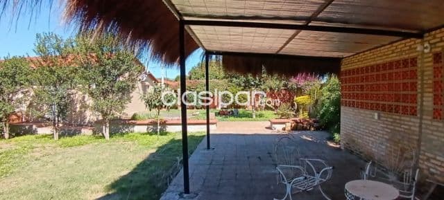 Casa quinta semiamoblado, foto 1