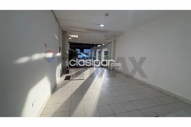 EN VENTA Casa en el Corazón de Ycua Satí, foto 4