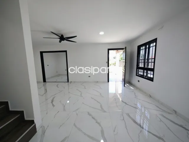 Casa en limpio a estrenar de 3 dormitorios 3 baños 480 m2 terreno che roga pora apto, foto 2