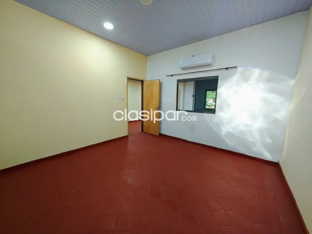 Casa chalet en asuncion loma pyta 2 dormitorios cochera aires wify condominio, foto 3