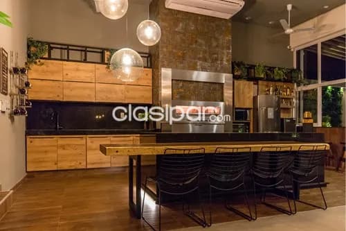 Residencia en esquina en Luque, foto 4