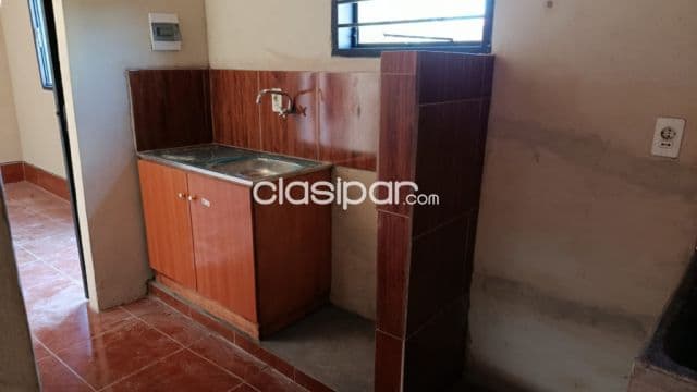Departamento con estacionamiento, zona Fabrica de Cuadernos Alamo Capiata ruta 2 — foto 1