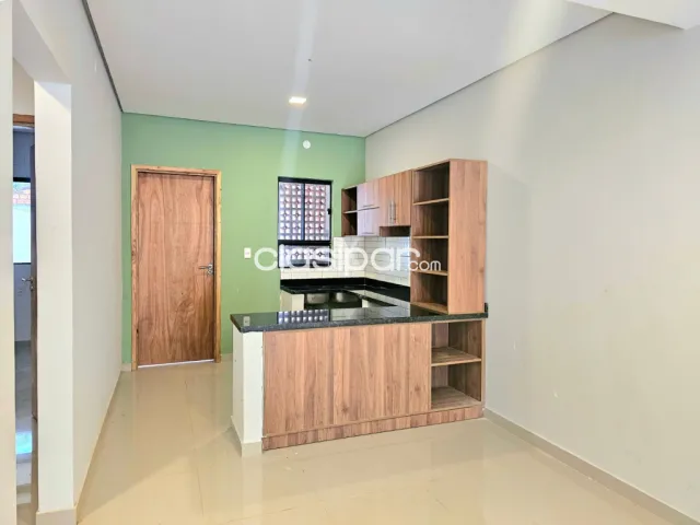 Duplex en 1 planta, 2 dorm. Con amplio jardin en Luque, foto 3