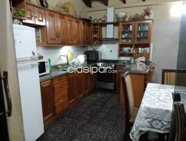 Amplia casa 3 dormitorios en barrio américa Luque, foto 3
