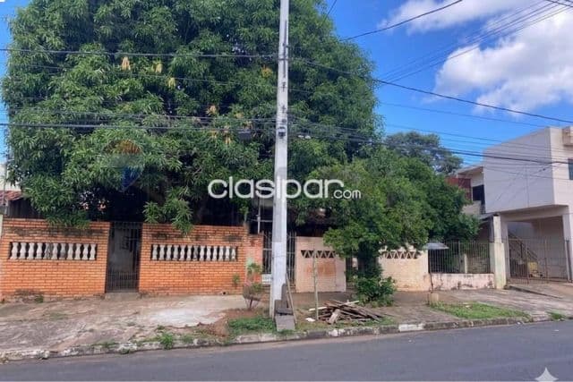 Terreno sobre la avda. Pitiantuta a la venta