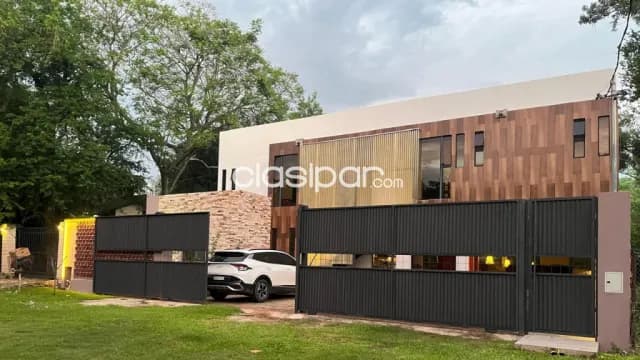 Vendo, 📍 casa de autor de estilo contemporáneo en San Bernardino, foto 2