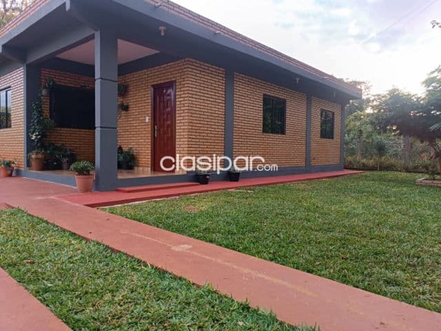 Casa familiar en venta, foto 1