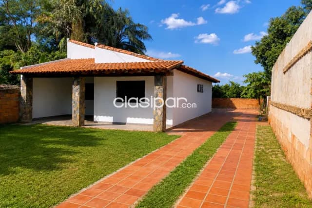 Casa de 3 Dormitorios en Maramburé, Luque | 360 m² | Gs. 600.000.000, foto 2