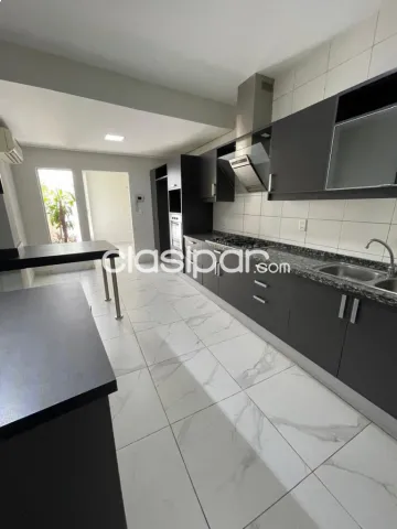 Duplex de 3 habitaciones zona mburucuya, foto 3