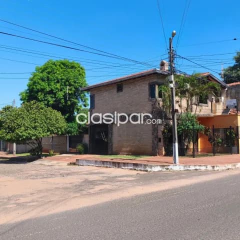 En venta casa de 3 dormitorios en San Lorenzo - Barrio Santa Ana, foto 3