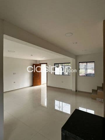 Dúplex Terminado 115m² 3 Dorm en Brítez Borges - Luque