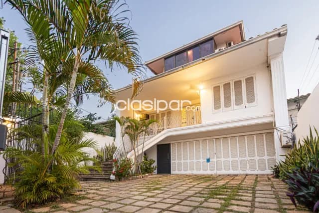 Residencia de 4 Habitaciones en Barrio Las Mercedes, foto 3