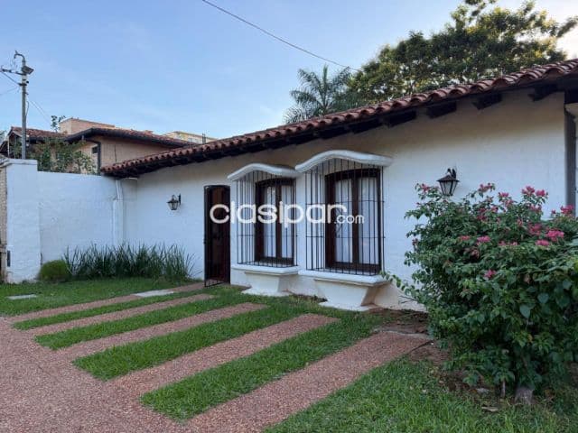 Departamento Amoblado en Ykua Sati