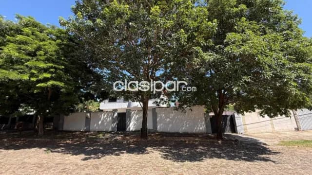 Casa Dúplex 422m² 4 Dorm (1 suite) en Loma Pytá Asunción - Barrio Golondrinas, foto 4