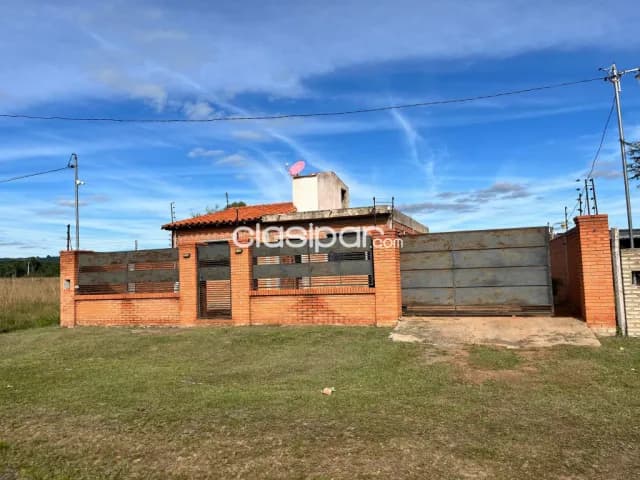 Casa en venta en Ypacaraí, foto 2