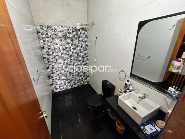 Casa en venta en Ypacaraí, foto 5