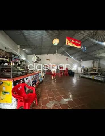 Casa + Tinglado en Esquina Luque - 373m2 3 Dorm Ideal Vivienda o Inversion, foto 3