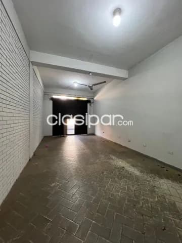 Luque salon comercial zona plaza centro, foto 2