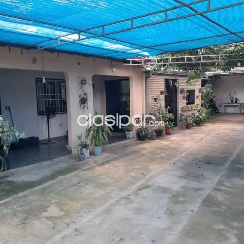 Casa 4 Dorm en Cuarto Barrio Luque - amplio terreno 360m2 con quincho, foto 4