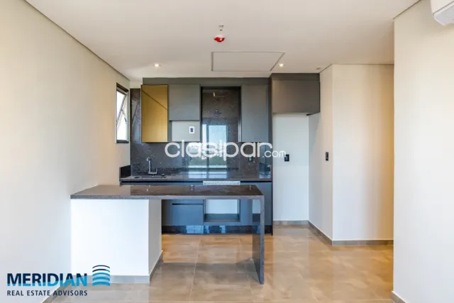 En venta Amplio departamento de 1 dormitorio, zona avenida Molas López, foto 4