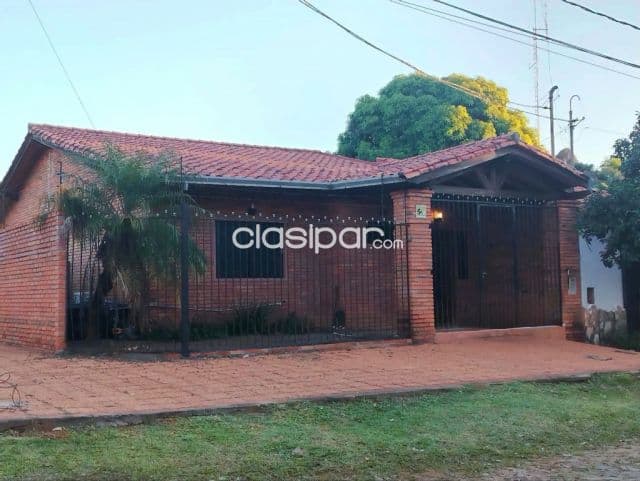 Hermosa Casa de 3 dormitorios en barrio Palma Loma de la ciudad de Luque