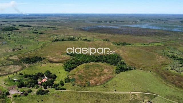 Estancia 244has en Tacuaras Neembucu - Agropecuaria con casas, corral y agua, foto 1