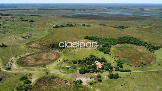 Estancia 244has en Tacuaras Neembucu - Agropecuaria con casas, corral y agua, foto 3