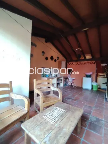 Casa Duplex 5 dorm 332m2 en Barrio Marambure Luque Central, foto 2